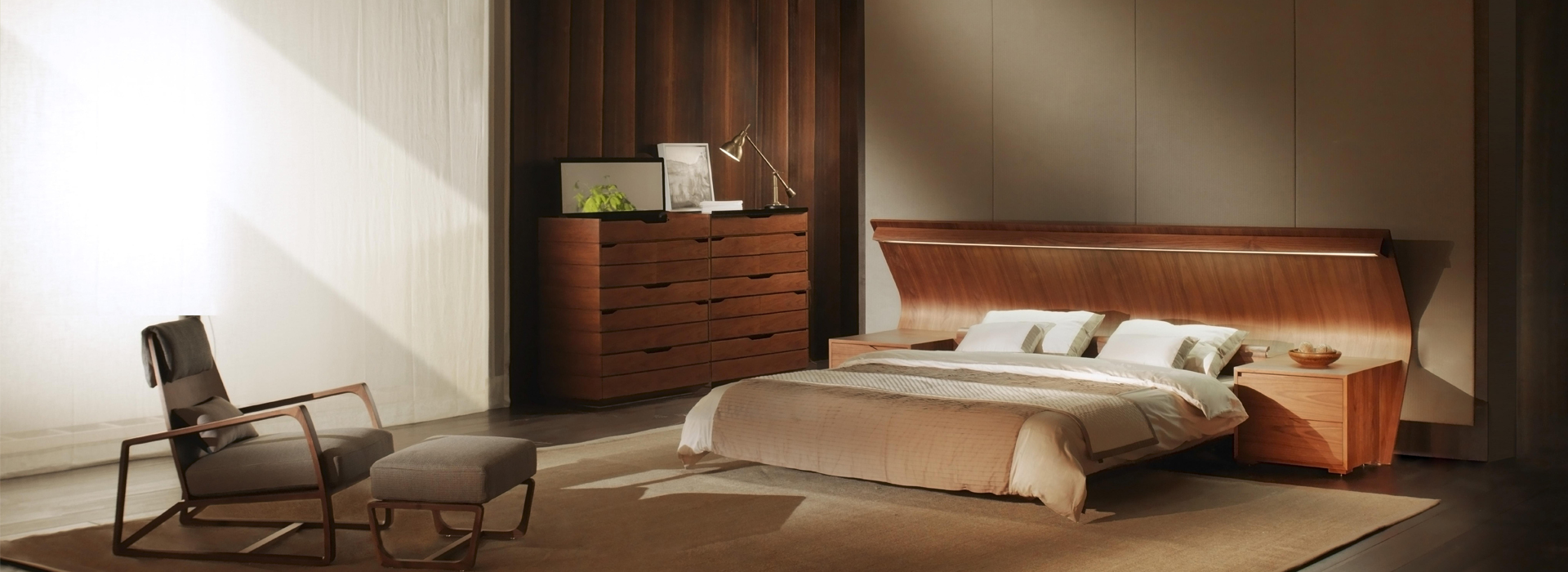 �߶˼ҾӶ��Ƴ���